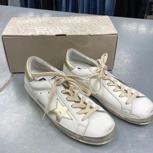 Golden Goose Super Star Classic with List